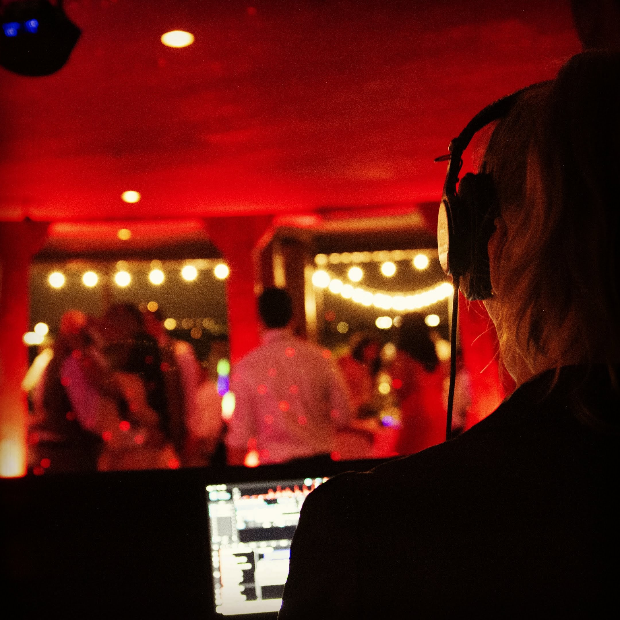 Crowded Dance Floor - Conference DJ